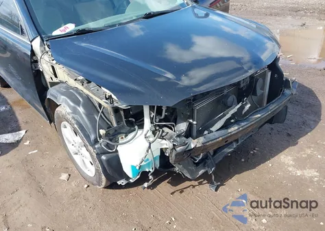 2011 Toyota Camry Le z USA, uszkodzony, nr VIN 4T4BF3EK0BR214194